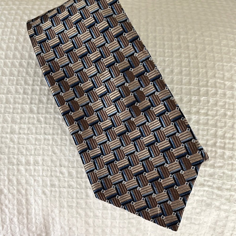 Tie